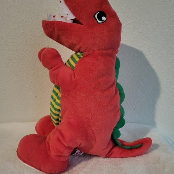 Ryan's World T-Rex Dinosaur Animated - Picture 4 of 5